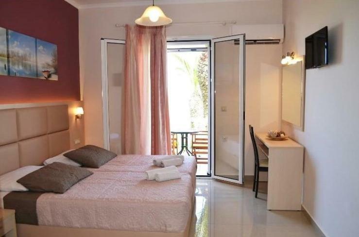 Roula Kotsonis Superior Apartment 阿凯松 外观 照片
